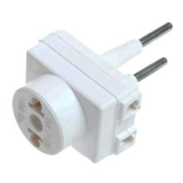 Европереходник сетевой Козья ножка 3 гнезда 6А без заземления, белый Веллконт ПУ10/16-003