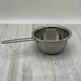 Дуршлаг из нержавеющей стали с ручкой d-20см Радужный Дом РД12119