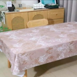 Клеенка столовая на тканевой основе 1,37х20м Радужный Дом РД23908