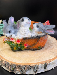 Зоокашпо декоративное гипсовое Зайцы в лукошке 20х13см ГусьДекорЛюкс 5КП54