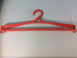 Вешалка - плечики пластиковая размер 48-50 для костюмов БЗПИ 321015
