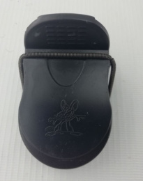 Мышеловка механическая пластиковая Mr.Mouse  М-739